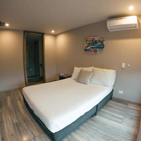 Santorini Apartamentos Amoblados เปเรย์รา ภายนอก รูปภาพ