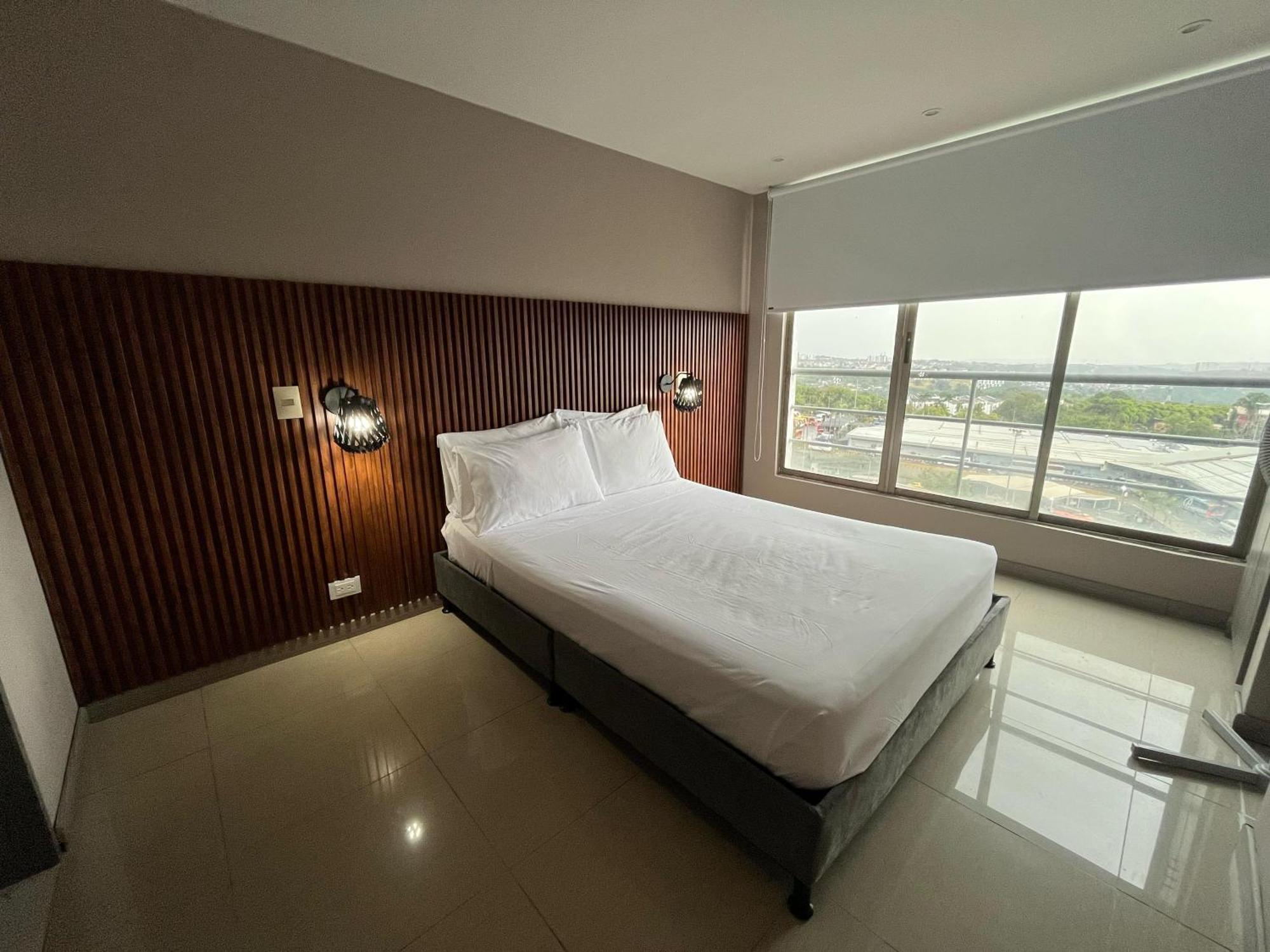 Santorini Apartamentos Amoblados เปเรย์รา ภายนอก รูปภาพ